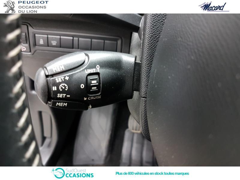 Photo 18 de l'offre de Peugeot 308 Affaire 1.6 BlueHDi 120ch S&S Pack Clim Nav à 9 490 € chez SudOuest Occasions