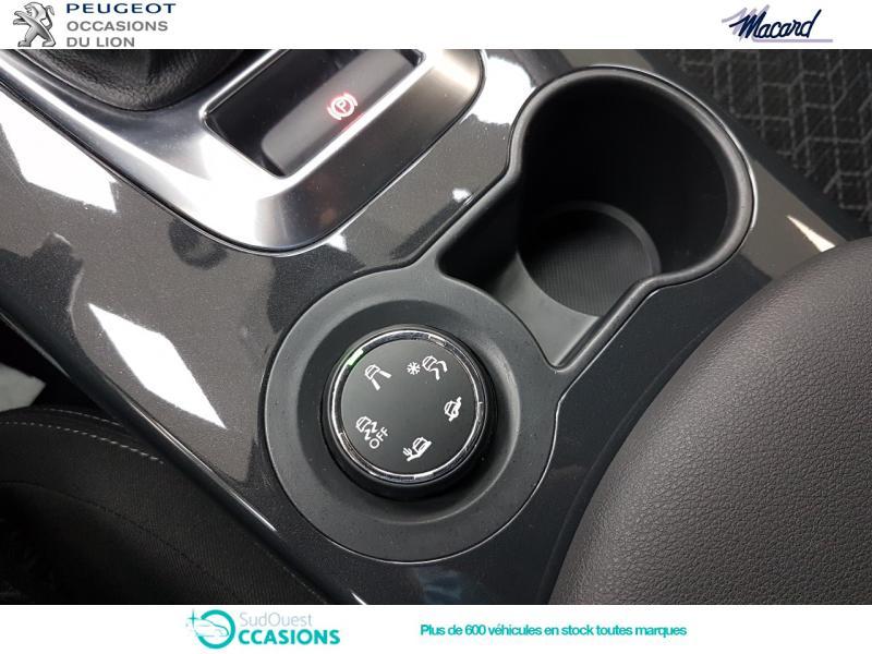 Photo 16 de l'offre de Peugeot 3008 1.6 BlueHDi 120ch Active Business S&S Basse Consommation à 12 450 € chez SudOuest Occasions