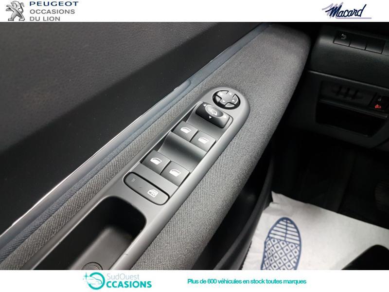 Photo 19 de l'offre de Peugeot 3008 1.6 BlueHDi 120ch Active Business S&S Basse Consommation à 12 450 € chez SudOuest Occasions