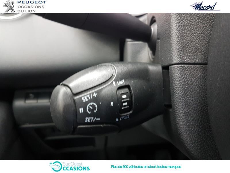 Photo 22 de l'offre de Peugeot 3008 1.6 BlueHDi 120ch Active Business S&S Basse Consommation à 12 450 € chez SudOuest Occasions