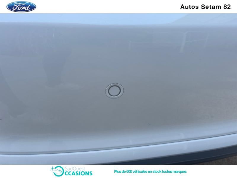 Photo 12 de l'offre de Ford Fiesta 1.0 EcoBoost 100ch Stop&Start ST-Line 5p Euro6.2 à 17 980 € chez SudOuest Occasions
