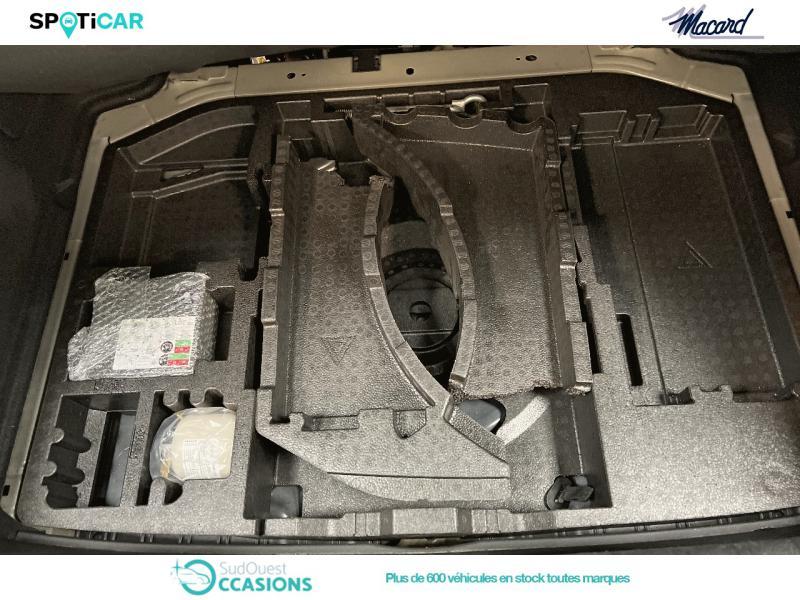 Photo 13 de l'offre de Peugeot 308 1.5 BlueHDi 130ch S&S Allure Pack à 23 990 € chez SudOuest Occasions