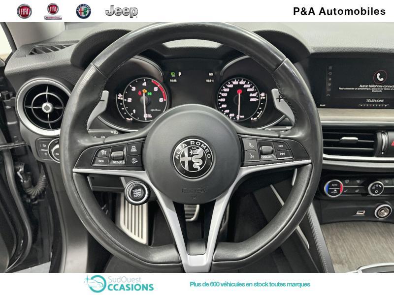 Photo 19 de l'offre de Alfa Romeo Stelvio 2.2 Diesel 210ch Lusso Q4 AT8 à 28 980 € chez SudOuest Occasions