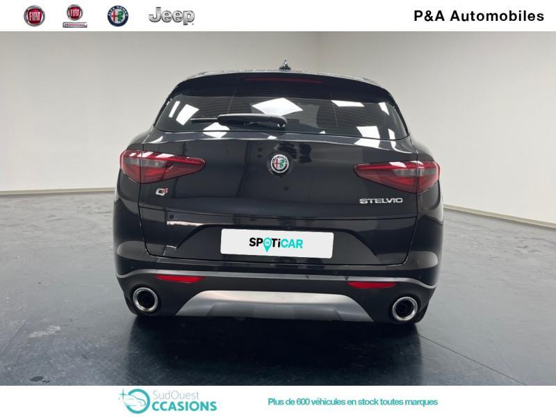 Photo 5 de l'offre de Alfa Romeo Stelvio 2.2 Diesel 210ch Lusso Q4 AT8 à 28 980 € chez SudOuest Occasions