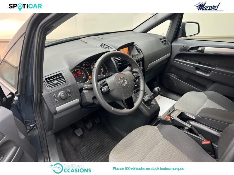 Photo 9 de l'offre de Opel Zafira 1.7 CDTI 125ch FAP Connect Pack à 11 900 € chez SudOuest Occasions