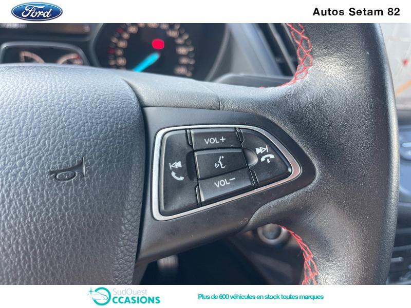 Photo 14 de l'offre de Ford Kuga 2.0 TDCi 150ch Stop&Start ST-Line 4x2 à 21 920 € chez SudOuest Occasions