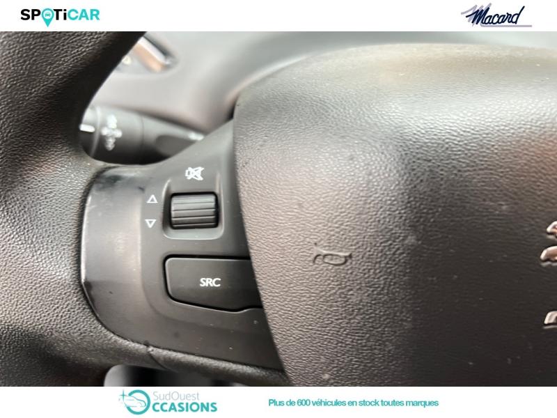 Photo 21 de l'offre de Peugeot 208 Affaire 1.6 BlueHDi 75ch Premium Pack à 8 460 € chez SudOuest Occasions