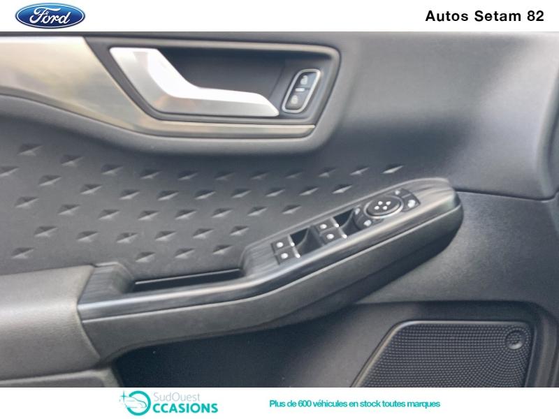 Photo 13 de l'offre de Ford Kuga 2.5 Duratec 225ch PHEV Titanium BVA à 29 860 € chez SudOuest Occasions