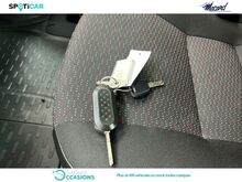 Photo 15 de l'offre de Citroën Jumper CCb 33 L2 2.0 BlueHDi 130 Confort à 29 000 € chez SudOuest Occasions