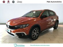 Photo 1 de l'offre de Fiat Tipo Cross 1.0 FireFly Turbo 100ch S/S Plus à 20 880 € chez SudOuest Occasions