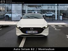 Photo 2 de l'offre de Mazda Mazda 3 2.0 e-SKYACTIV-X M-Hybrid 186ch Exclusive 4x4 BVA à 32 380 € chez SudOuest Occasions