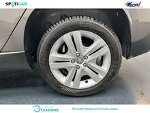 Photo 11 de l'offre de Peugeot 2008 1.5 BlueHDi 100ch E6.c Style S&S BVM5 à 12 990 € chez SudOuest Occasions