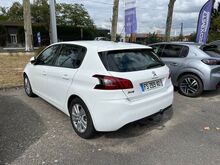 Photo 4 de l'offre de Peugeot 308 1.5 BlueHDi 100ch E6.c S&S Active Business à 13 980 € chez SudOuest Occasions