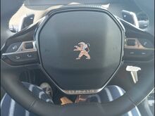 Photo 18 de l'offre de Peugeot 208 1.2 PureTech 100ch S&S Style EAT8 à 19 490 € chez SudOuest Occasions